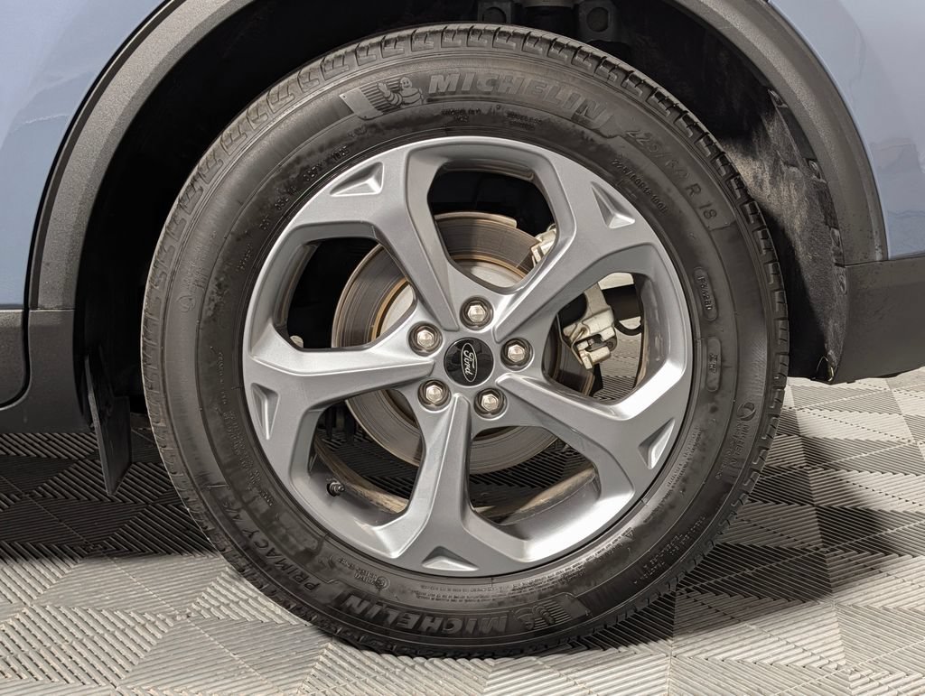 Certified 2025 Ford Escape ST-Line FWD image 26