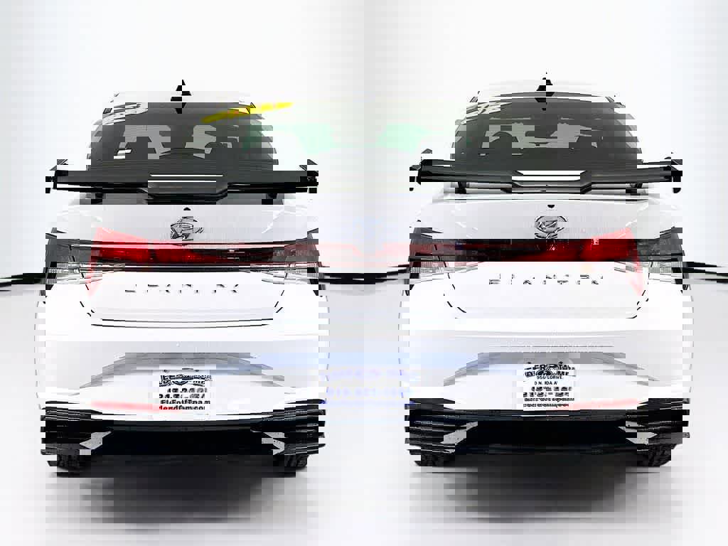 Used 2023 Hyundai Elantra SEL w/ Convenience Package image 5