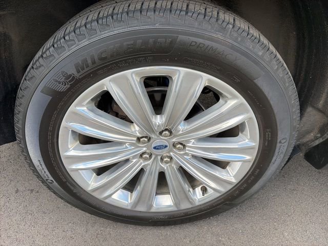 Certified 2022 Ford Explorer Limited w/ Limited Technology Package AWD/4WD image 13