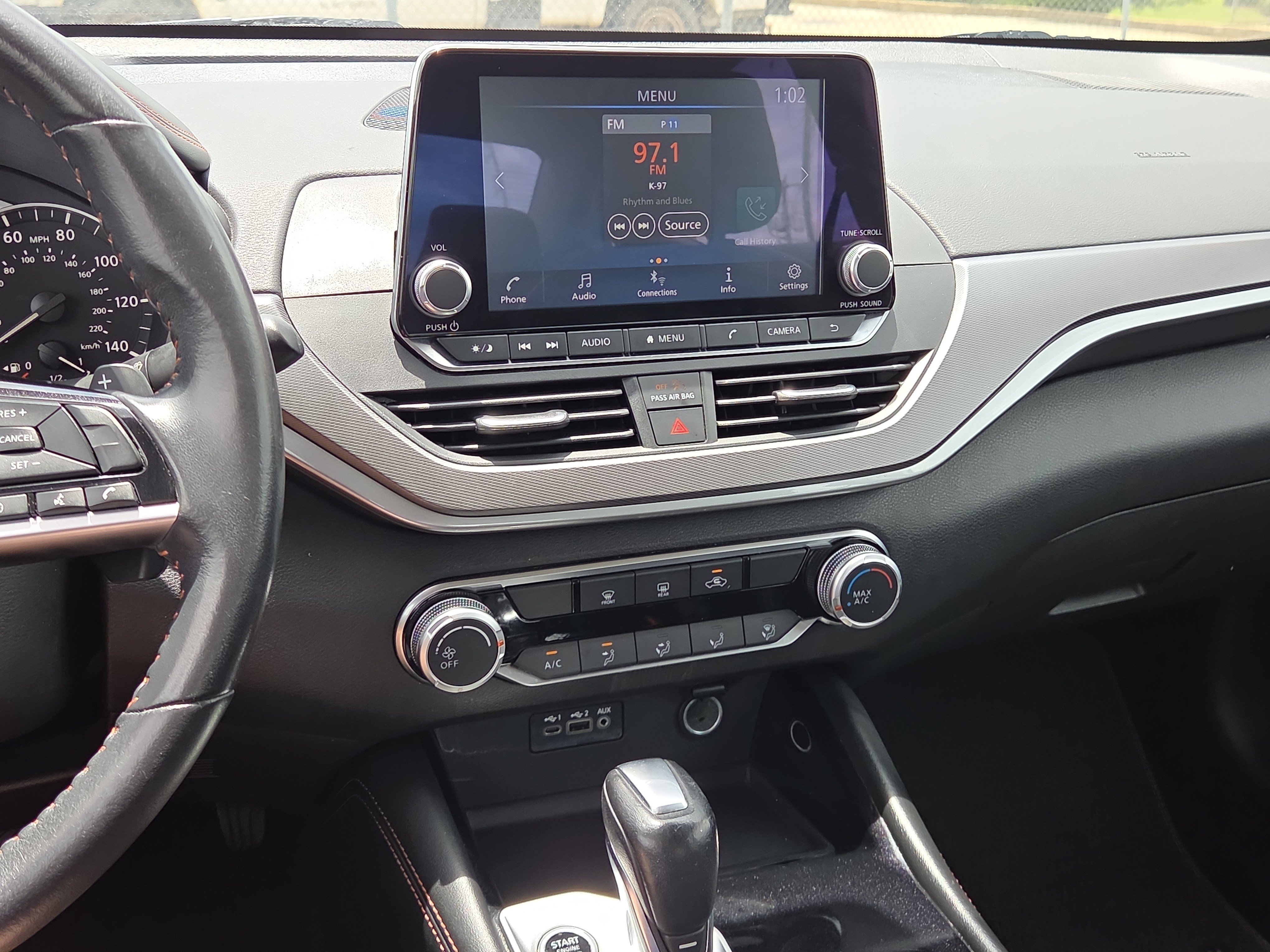 Used 2024 Nissan Altima 2.5 SR FWD image 20