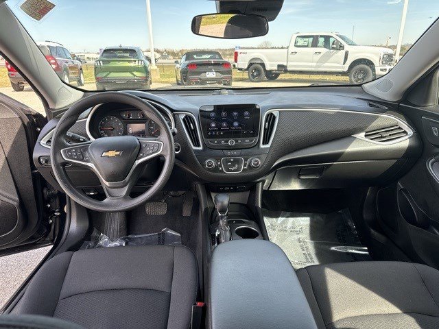 Used 2023 Chevrolet Malibu LS image 27