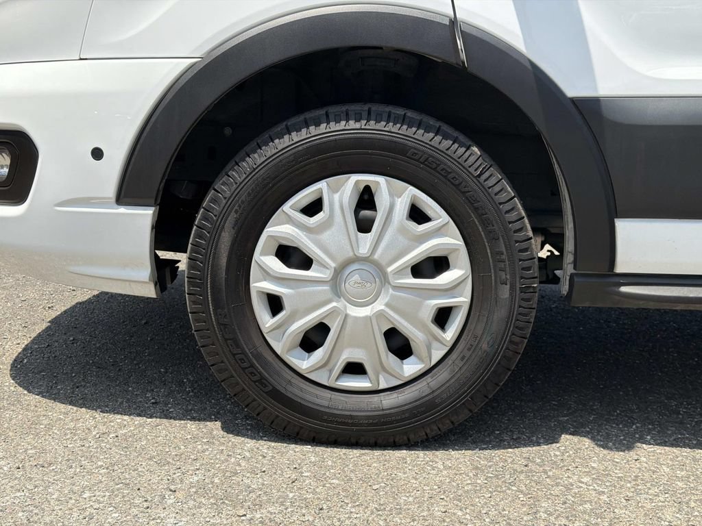 Certified 2024 Ford Transit 350 XLT RWD image 29