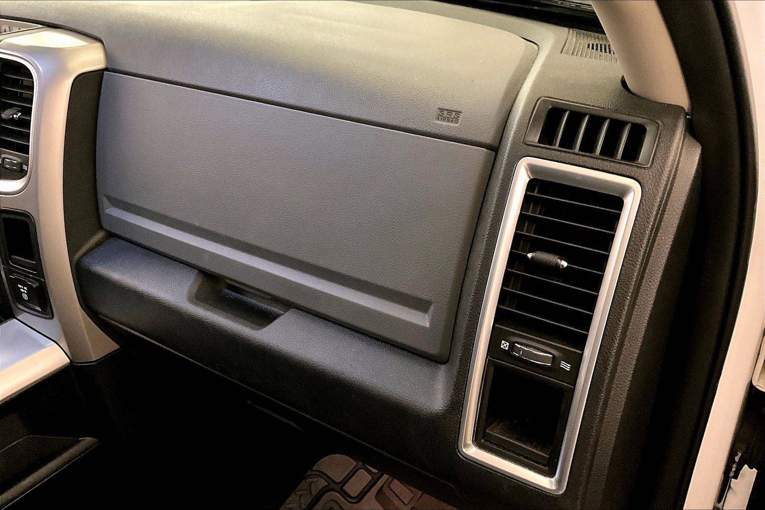 Used 2019 RAM 1500 Classic Warlock image 15