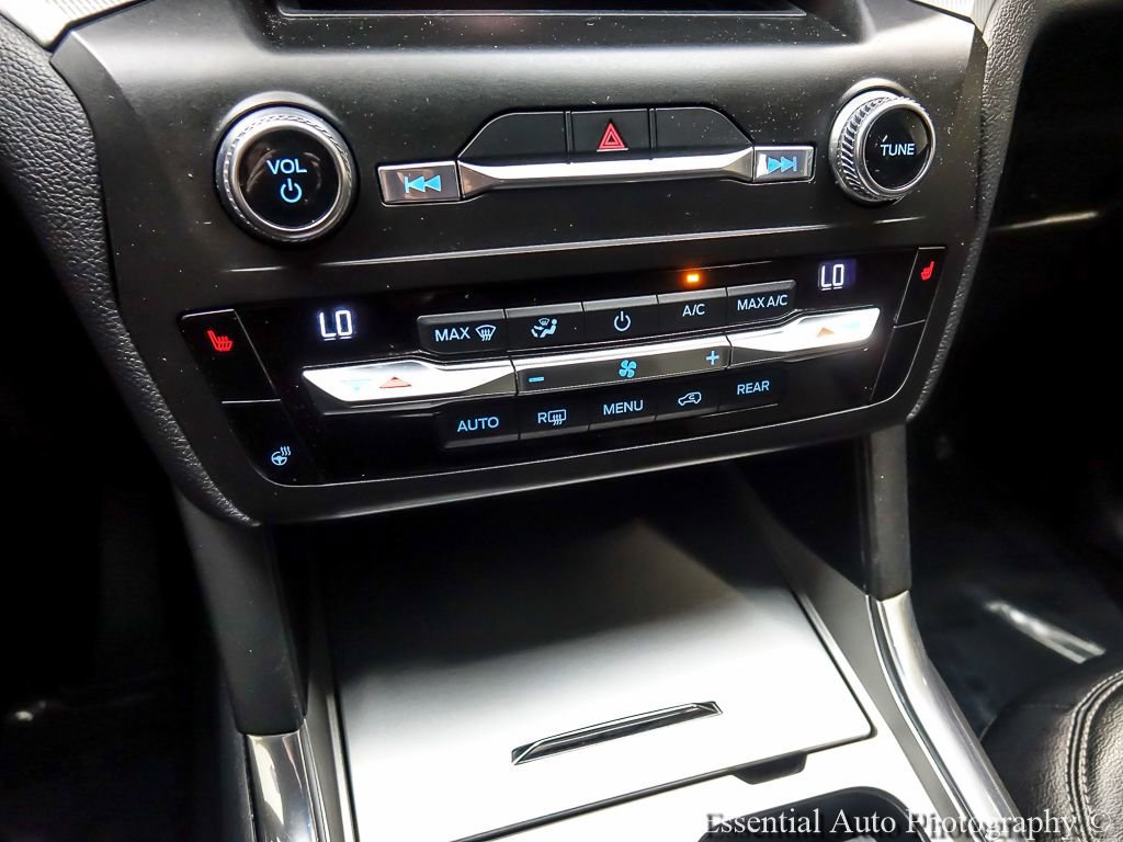 Certified 2020 Ford Explorer XLT w/ Equipment Group 202A AWD/4WD image 18