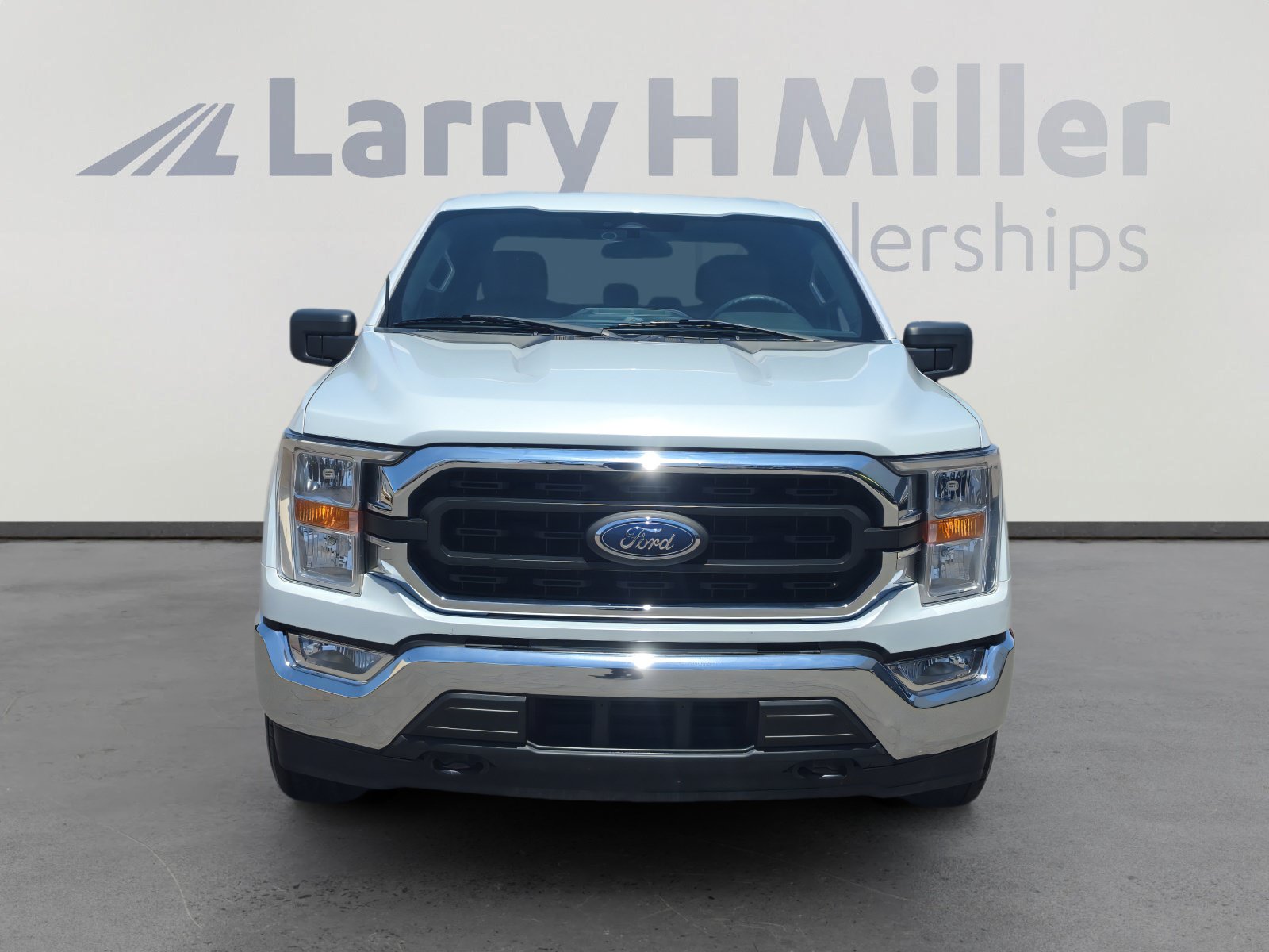 Certified 2022 Ford F150 XLT w/ Trailer Tow Package AWD/4WD image 8