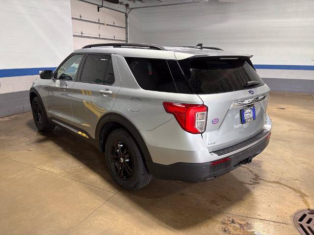 Certified 2024 Ford Explorer XLT w/ Class IV Trailer Tow Package AWD/4WD image 8