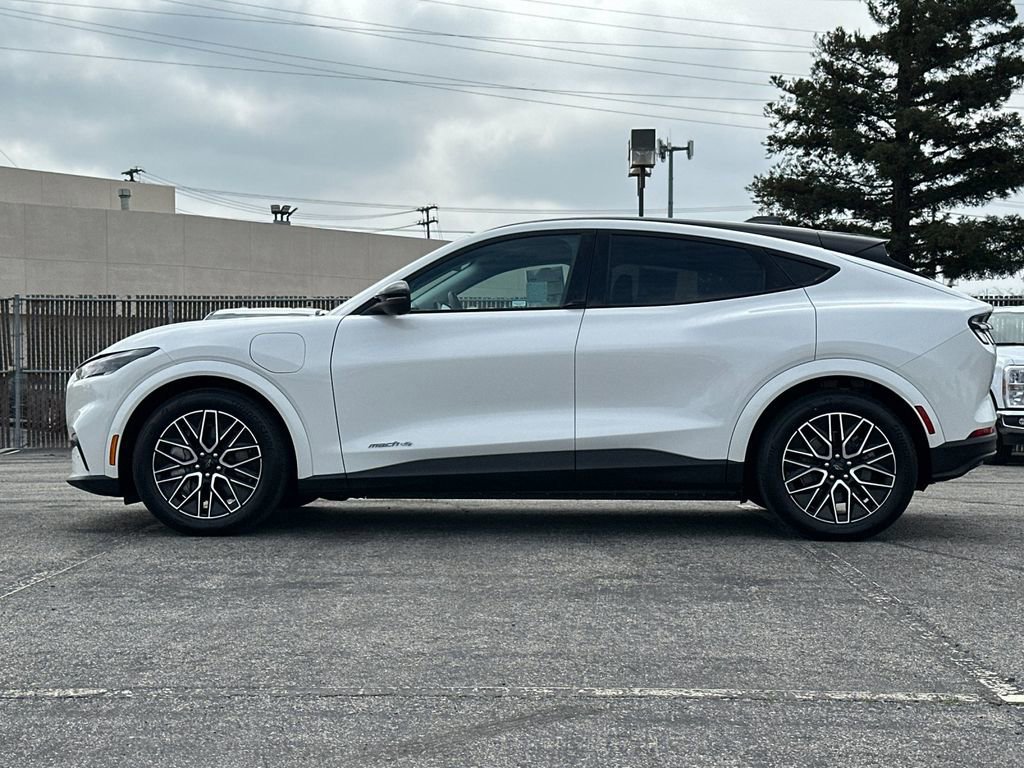 Certified 2025 Ford Mustang Mach-E Premium image 2
