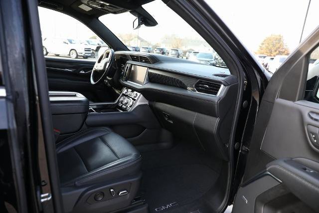 Used 2022 GMC Yukon XL Denali image 35
