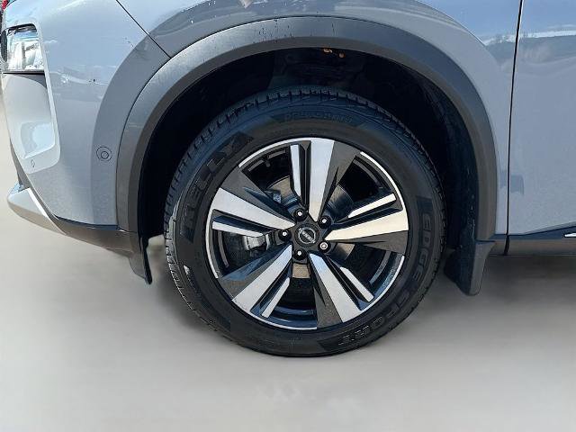 Used 2023 Nissan Rogue Platinum w/ Platinum Premium Package FWD image 24
