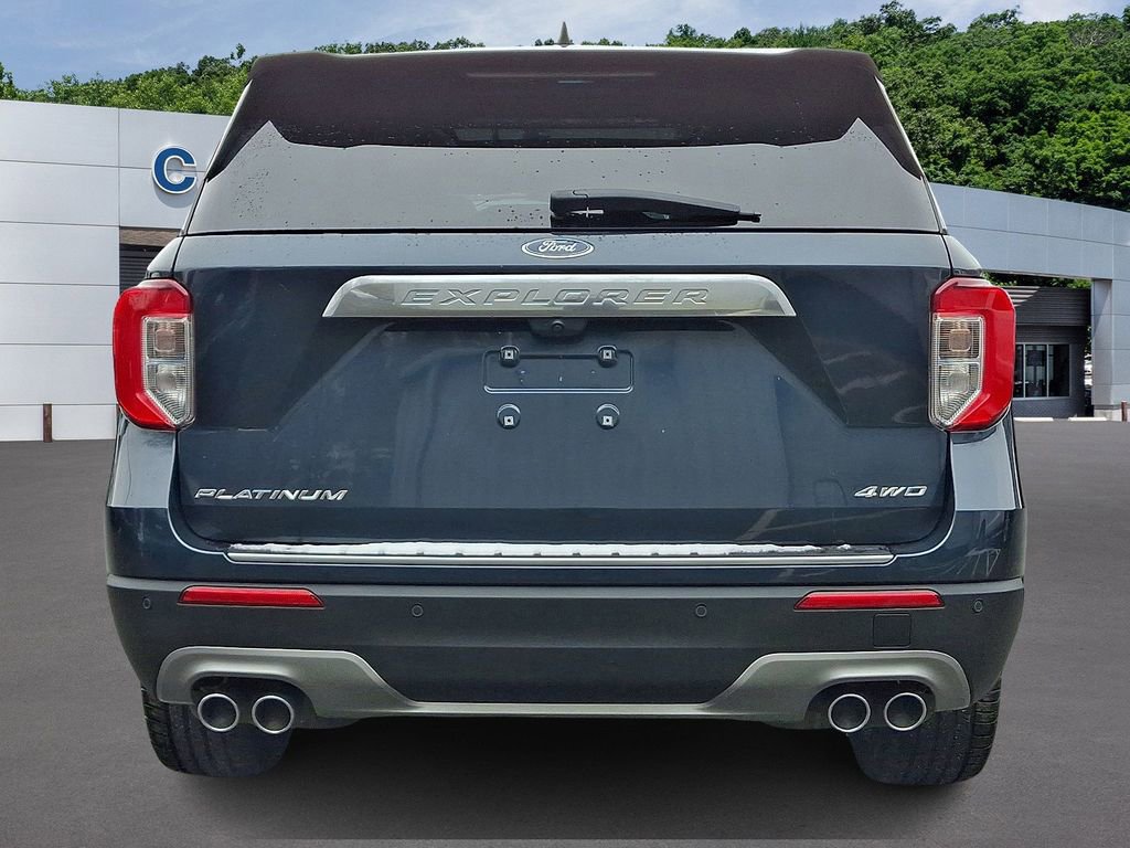 Certified 2023 Ford Explorer Platinum w/ Technology Package image 3