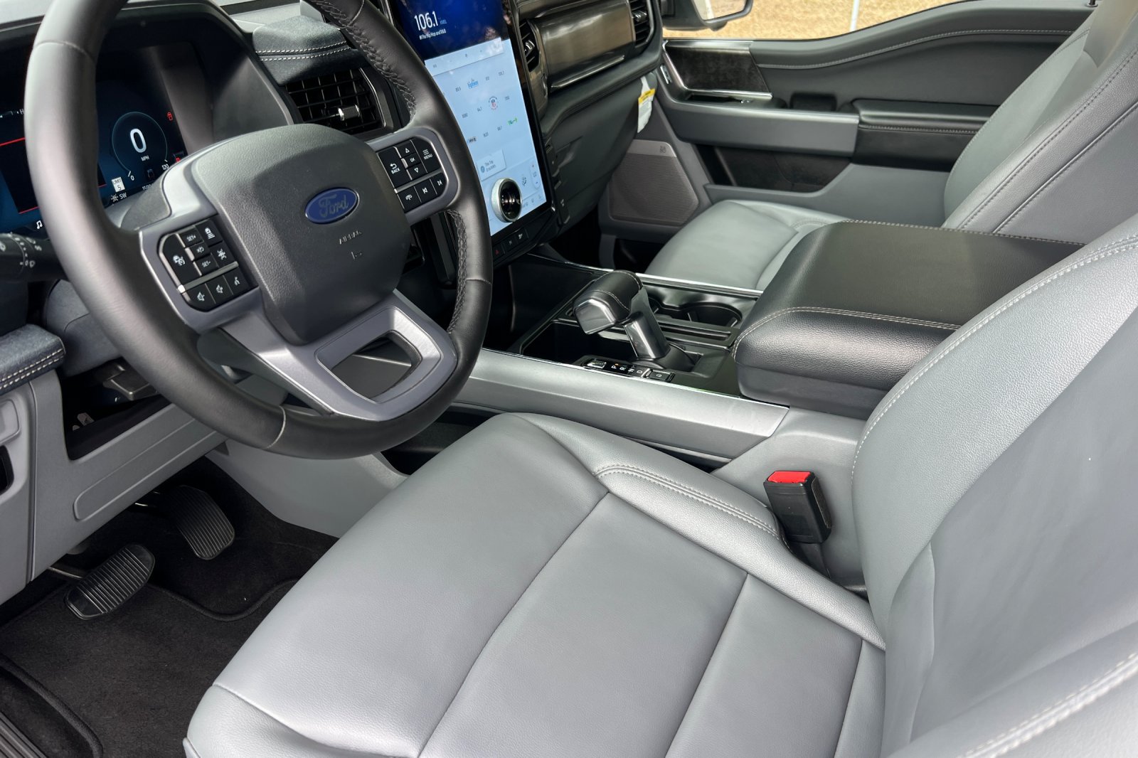 Certified 2025 Ford F150 Lightning Flash AWD/4WD image 12