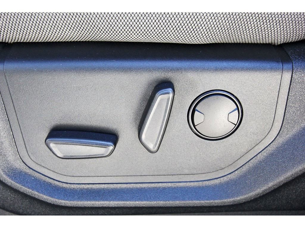 Certified 2020 Ford F150 XLT w/ Equipment Group 302A Luxury image 28