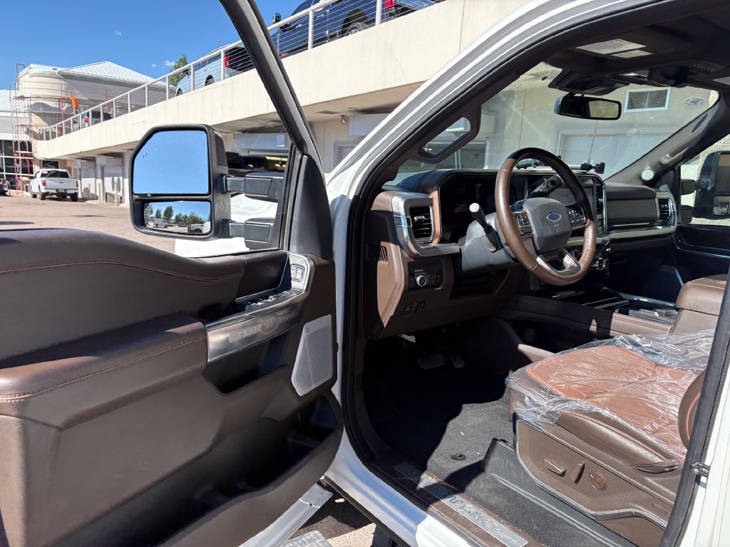 Certified 2025 Ford F250 King Ranch AWD/4WD image 25
