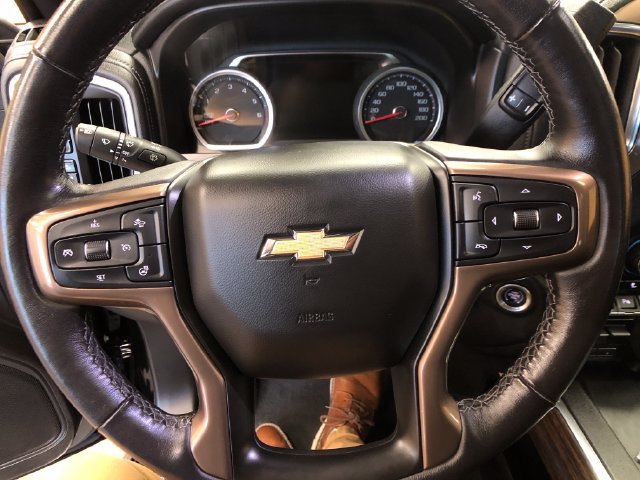 Used 2021 Chevrolet Silverado 1500 High Country w/ Technology Package AWD/4WD image 13