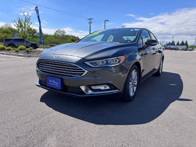 Certified 2017 Ford Fusion SE FWD image 2