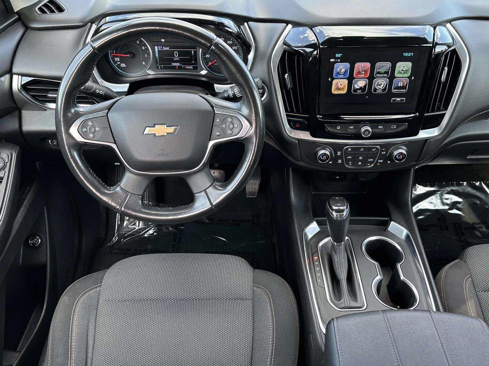 Used 2019 Chevrolet Traverse LT FWD image 13