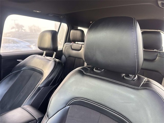 Used 2023 Jeep Grand Cherokee L Laredo image 22