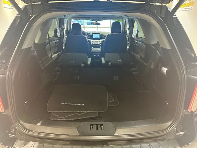 Certified 2024 Ford Explorer XLT w/ Equipment Group 202A AWD/4WD image 25