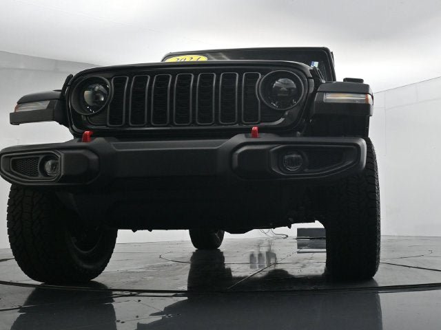Used 2024 Jeep Wrangler Unlimited Rubicon AWD/4WD image 30