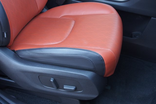 Used 2024 Kia Carnival SX FWD image 12