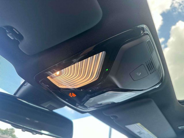 Used 2024 BMW 330i xDrive Sedan image 34