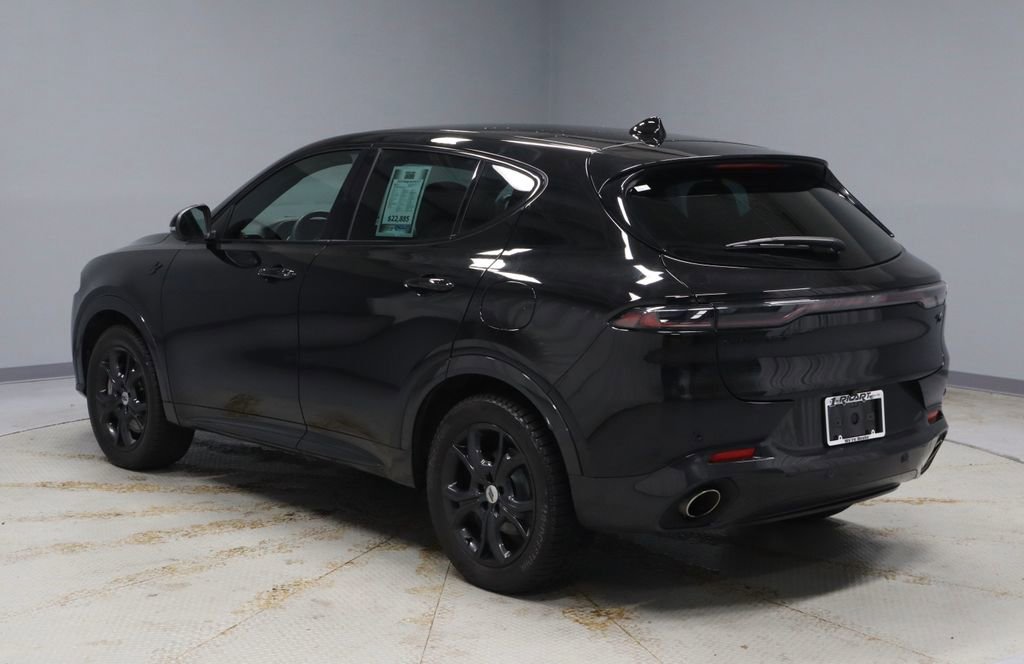 Used 2024 Dodge Hornet R/T w/ R/T Blacktop Package image 9