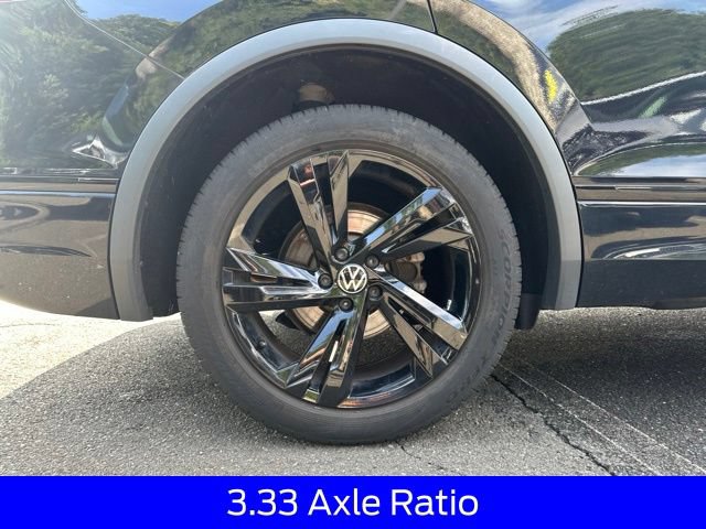 Used 2023 Volkswagen Tiguan SE R-Line AWD/4WD image 38