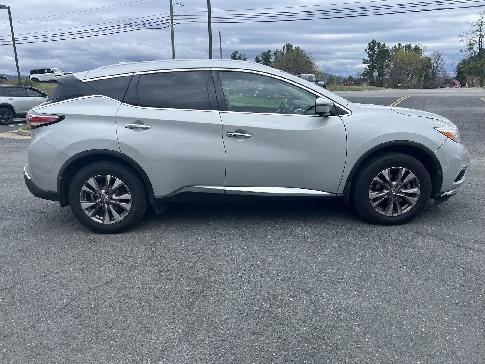 Used 2017 Nissan Murano SL w/ SL Technology Package image 7