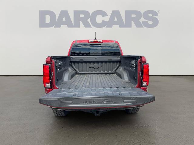 Used 2025 Chevrolet Colorado ZR2 w/ Technology Package AWD/4WD image 11