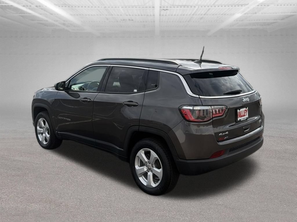 Used 2021 Jeep Compass Latitude w/ Convenience Group AWD/4WD image 10