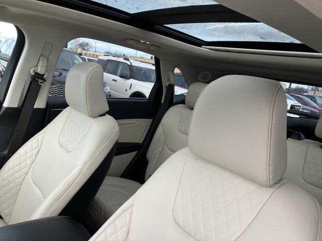 Certified 2024 Ford Edge Titanium image 23