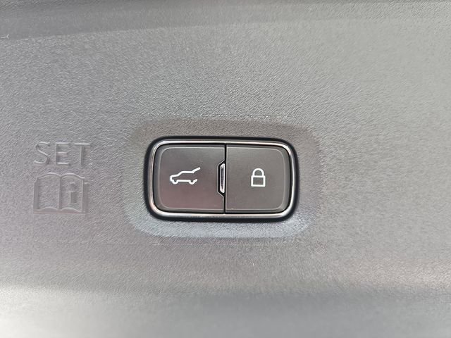 Certified 2025 Ford Expedition Active image 14