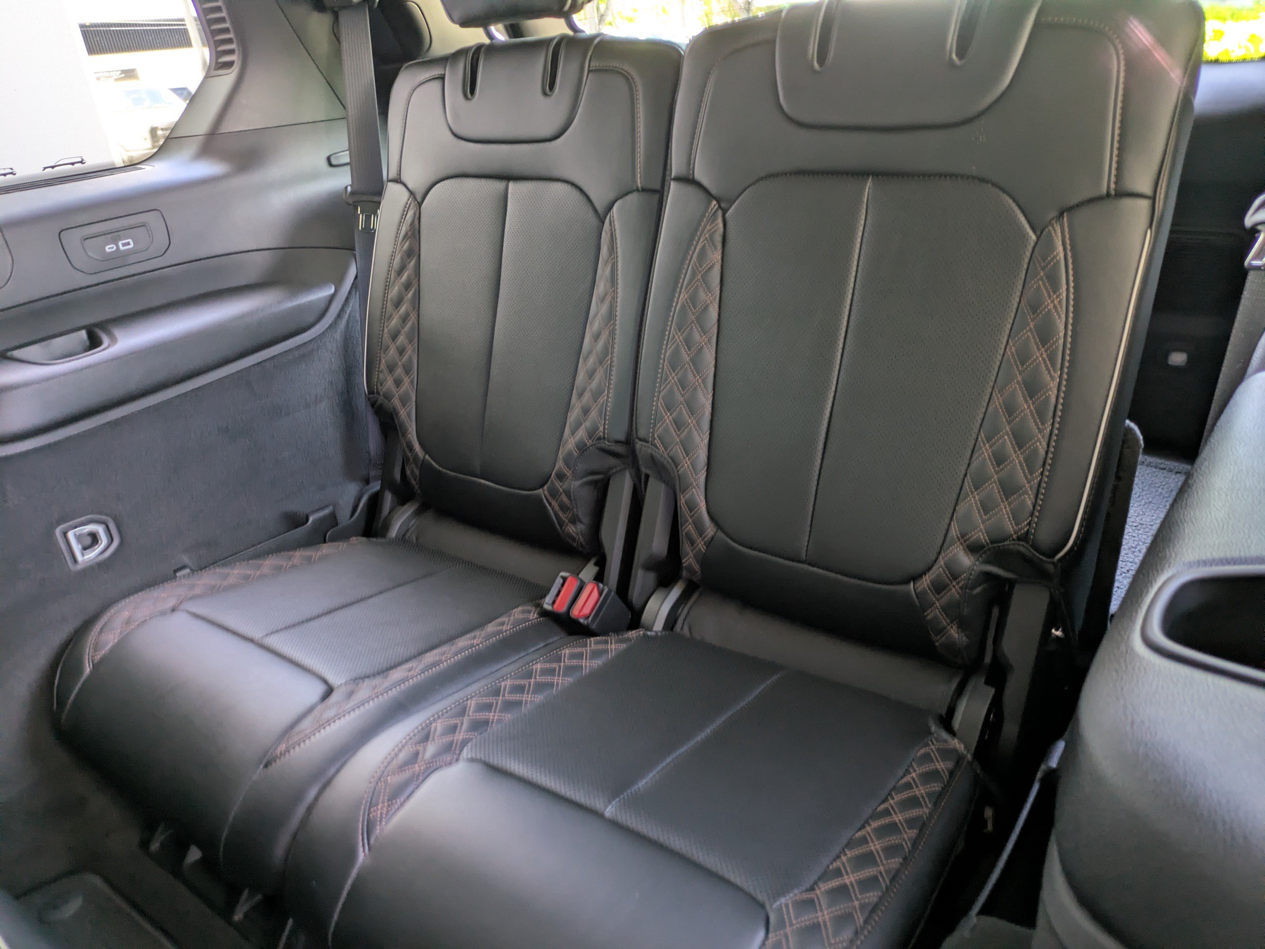 Used 2025 Jeep Grand Cherokee L Summit w/ Obsidian Package AWD/4WD image 15