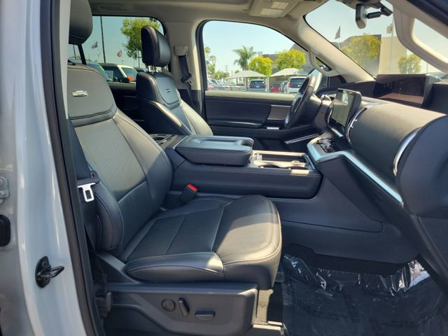 Certified 2025 Ford Expedition Platinum AWD/4WD image 20