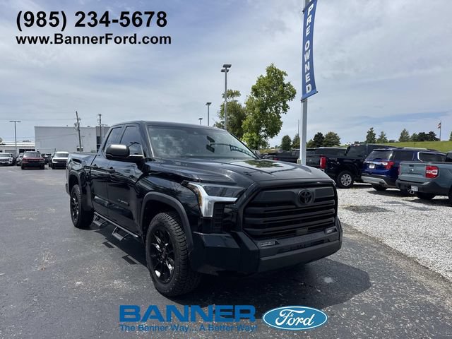 Used 2022 Toyota Tundra SR5 RWD image 1