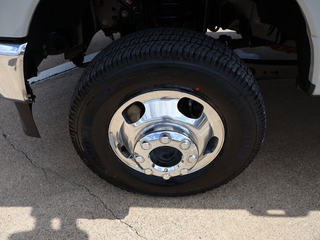 Certified 2025 Ford F350 Lariat AWD/4WD image 36