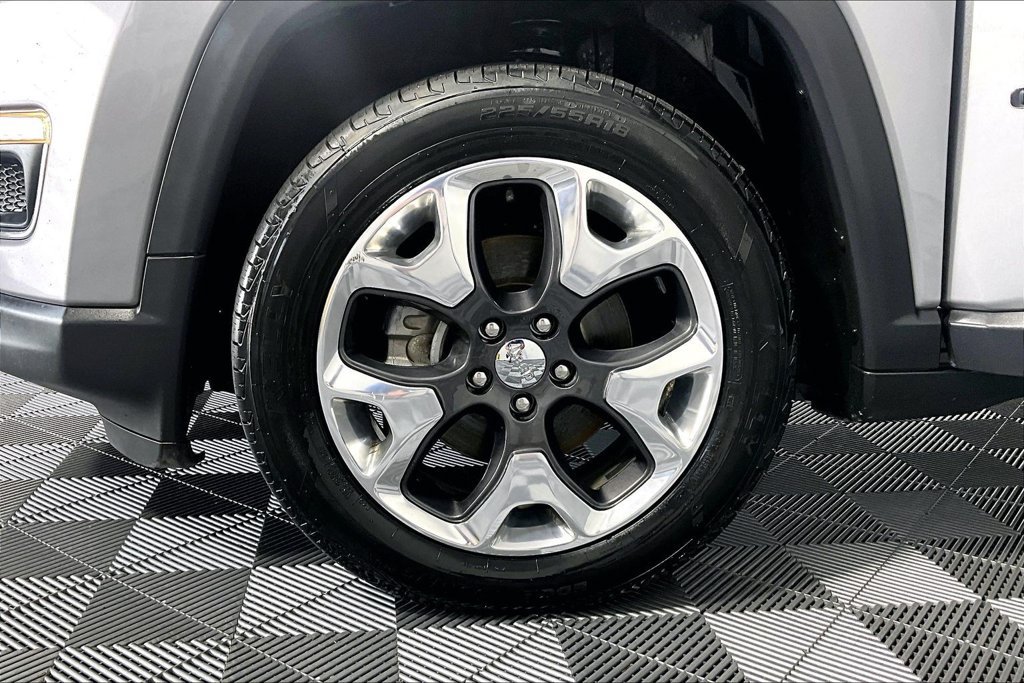 Used 2019 Jeep Compass Limited FWD image 8