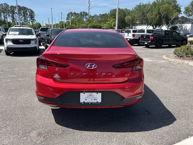 Used 2020 Hyundai Elantra SE w/ Cargo Package (C1) FWD image 5