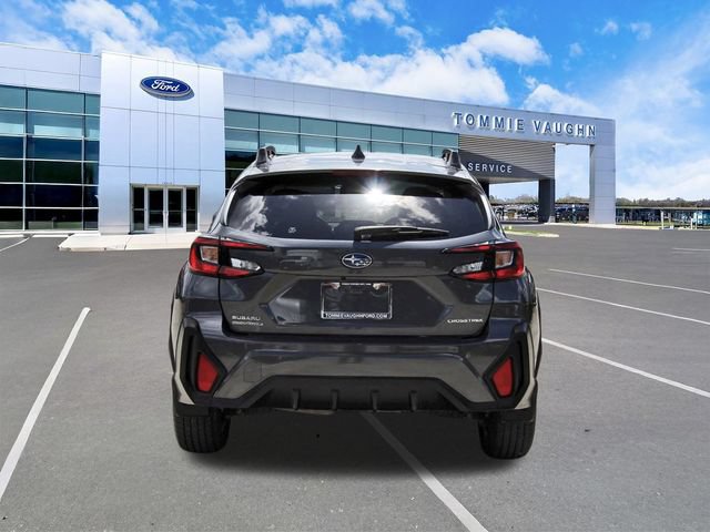Used 2024 Subaru Crosstrek 2.0i Premium AWD/4WD image 3