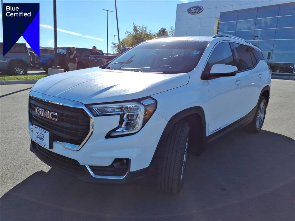Used 2022 GMC Terrain SLT image 1