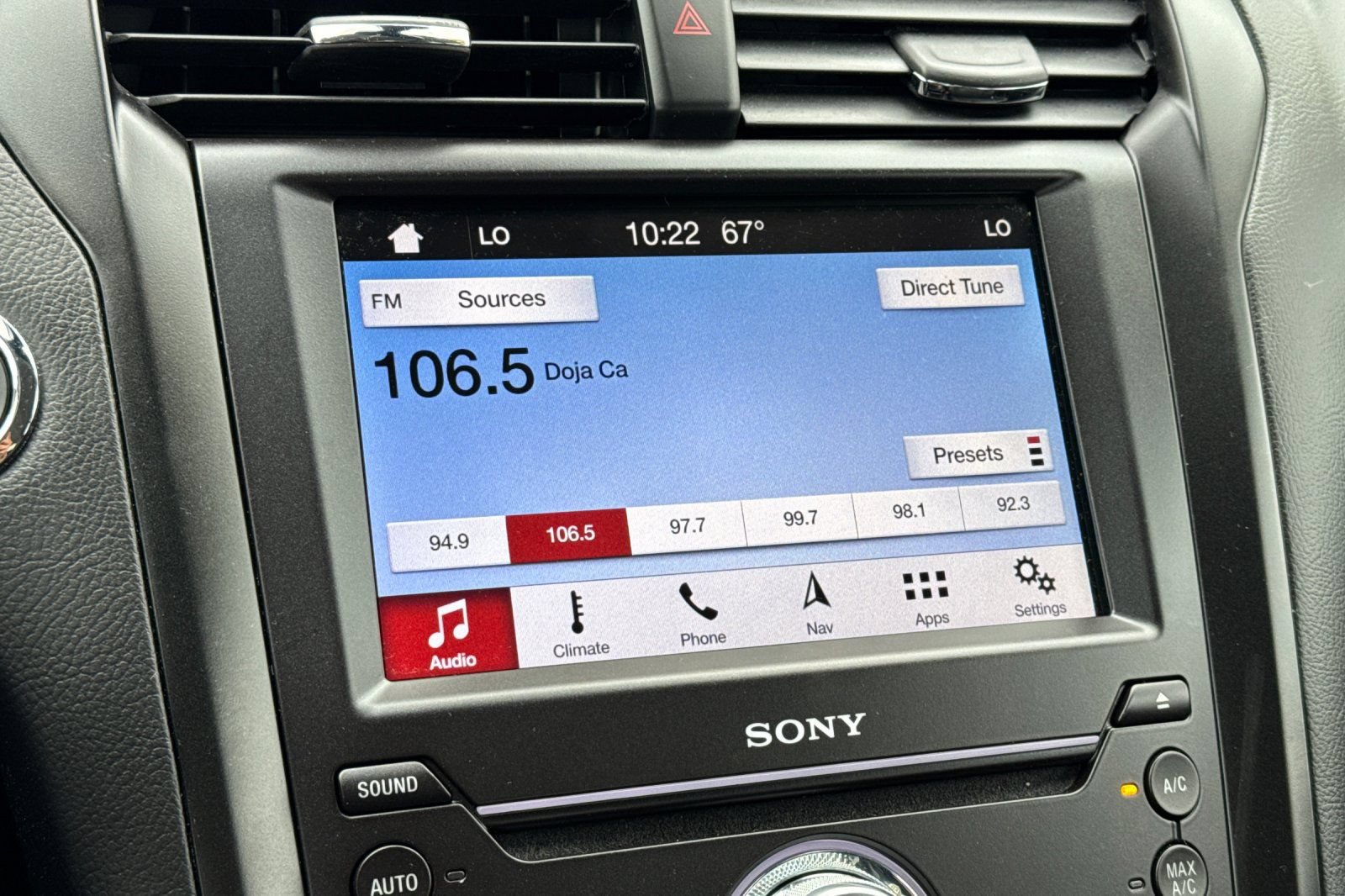 Certified 2019 Ford Fusion Energi Titanium FWD image 18