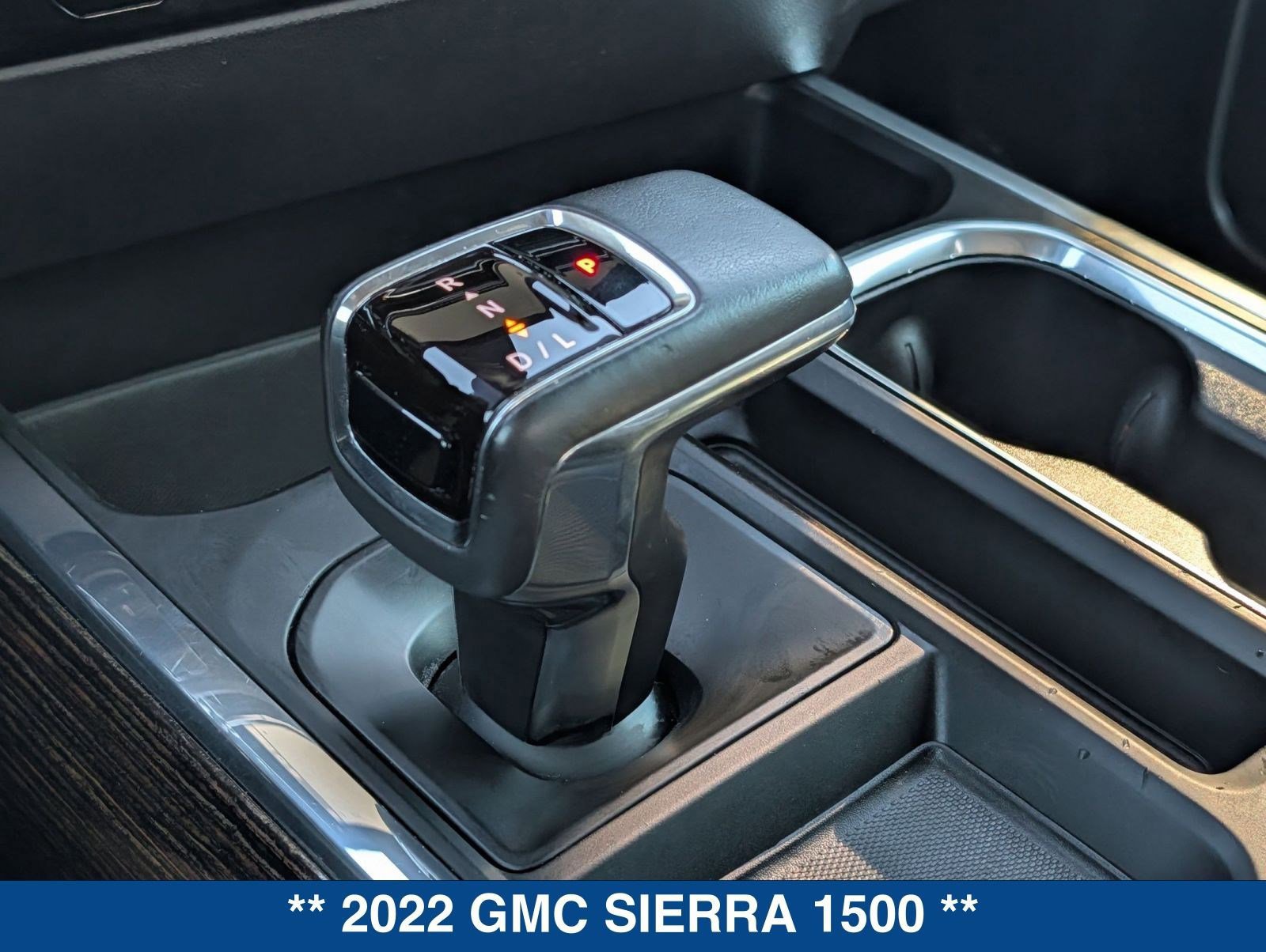 Used 2022 GMC Sierra 1500 Elevation w/ Elevation Premium Package image 30