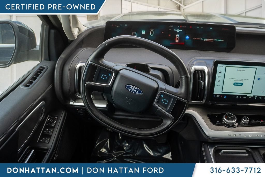 Certified 2025 Ford Expedition Platinum AWD/4WD image 5