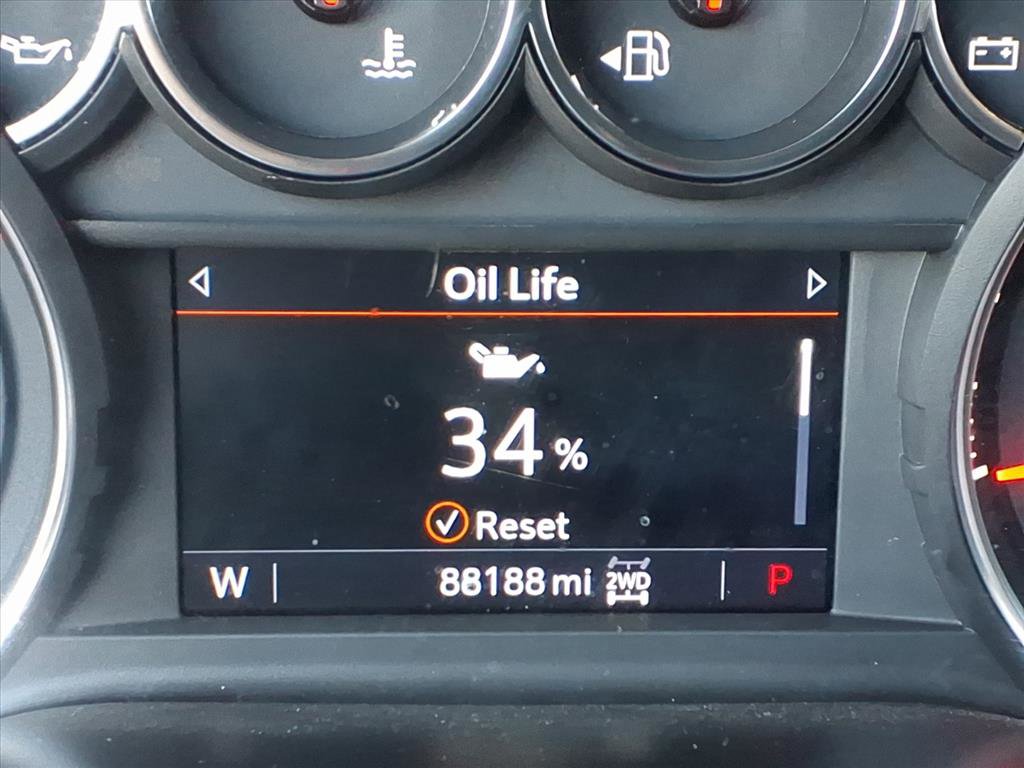 Used 2021 Chevrolet Silverado 1500 LT Trail Boss w/ Convenience Package II image 25