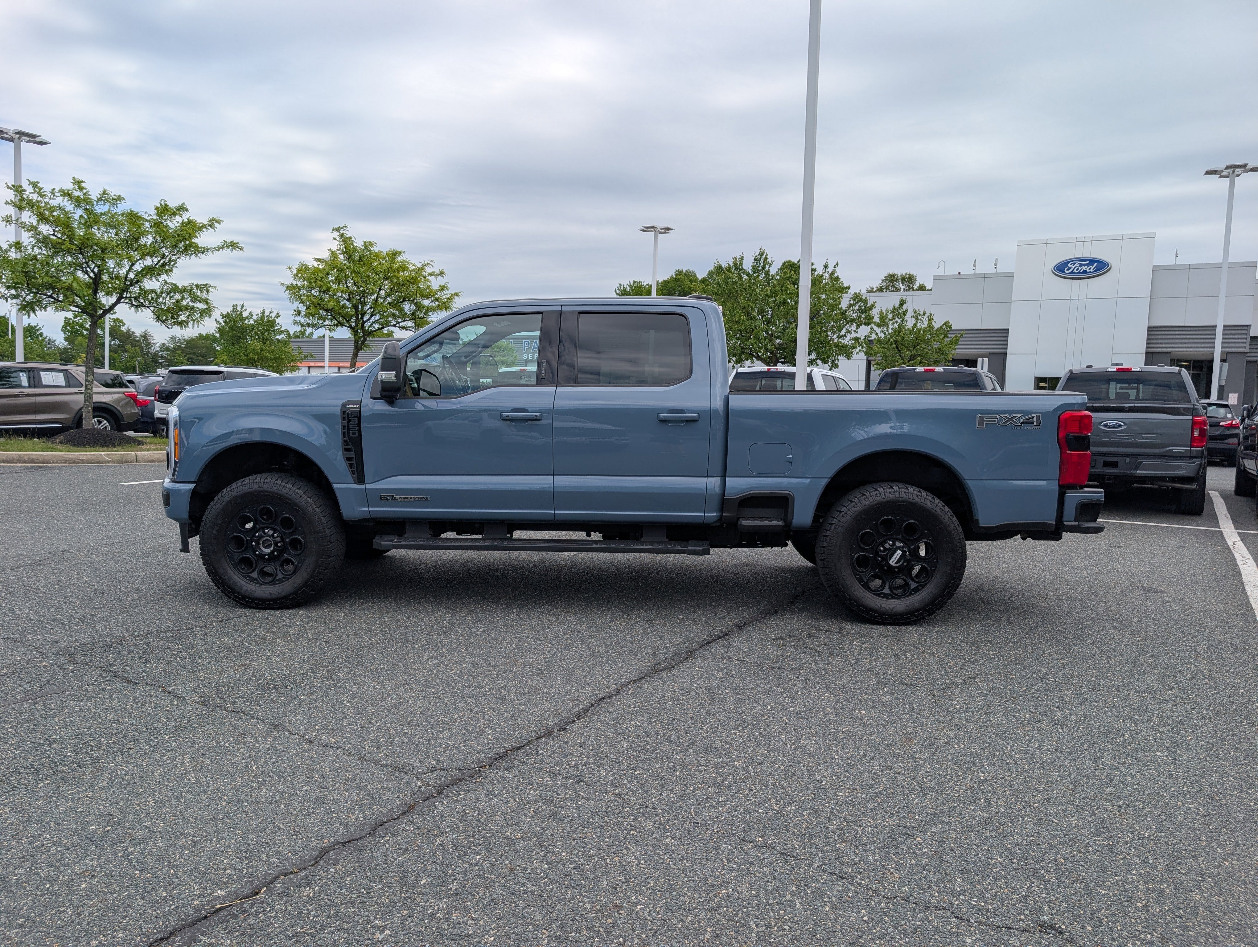 Certified 2023 Ford F350 Lariat w/ Black Appearance Package AWD/4WD image 6
