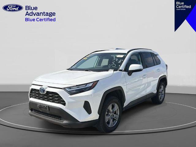 Used 2024 Toyota RAV4 LE AWD/4WD image 1