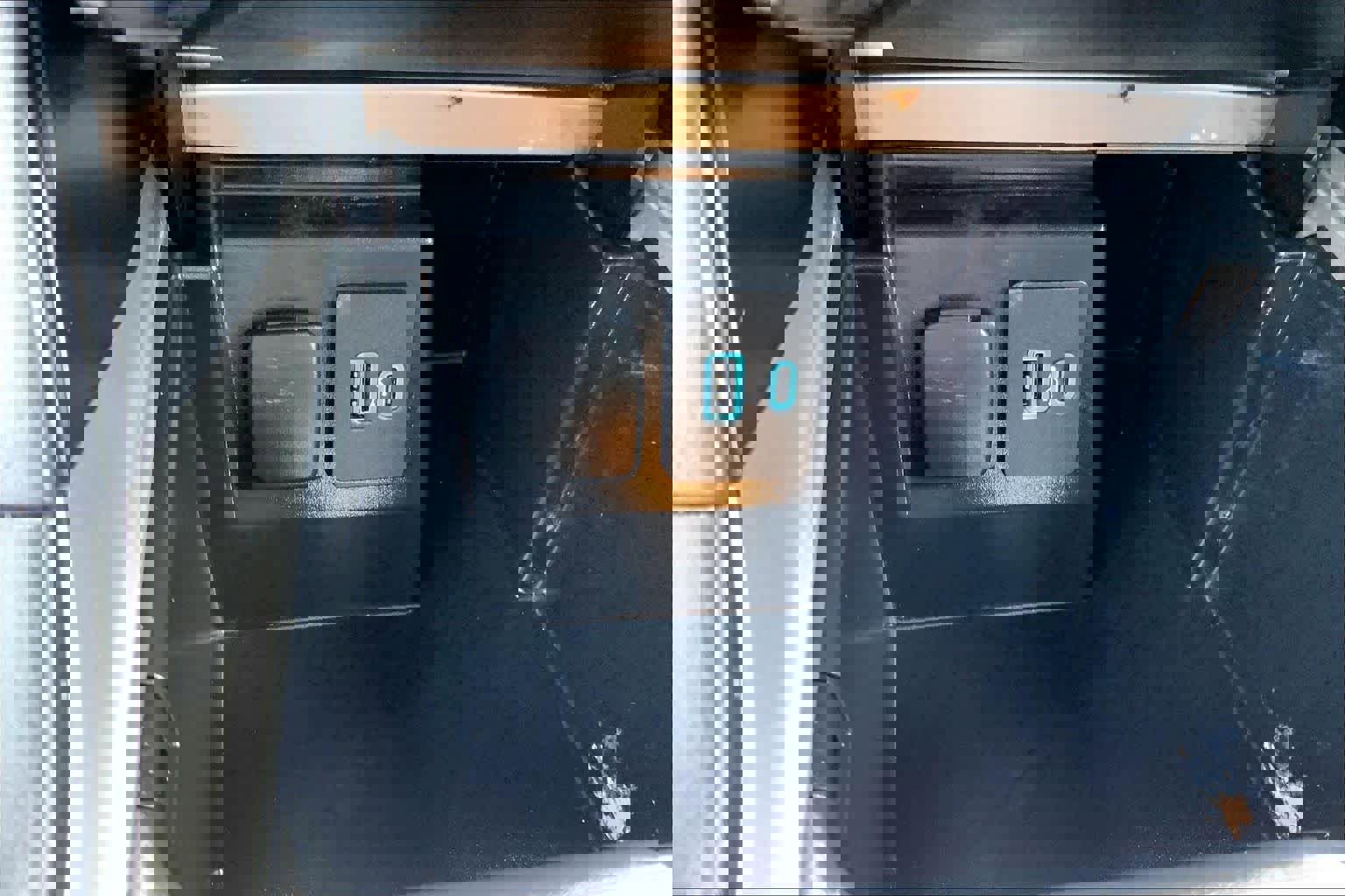 Certified 2024 Ford Explorer XLT image 31