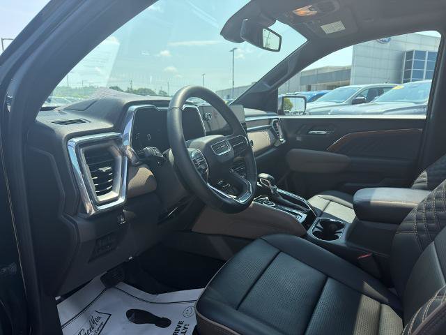 Used 2024 GMC Canyon Denali AWD/4WD image 10