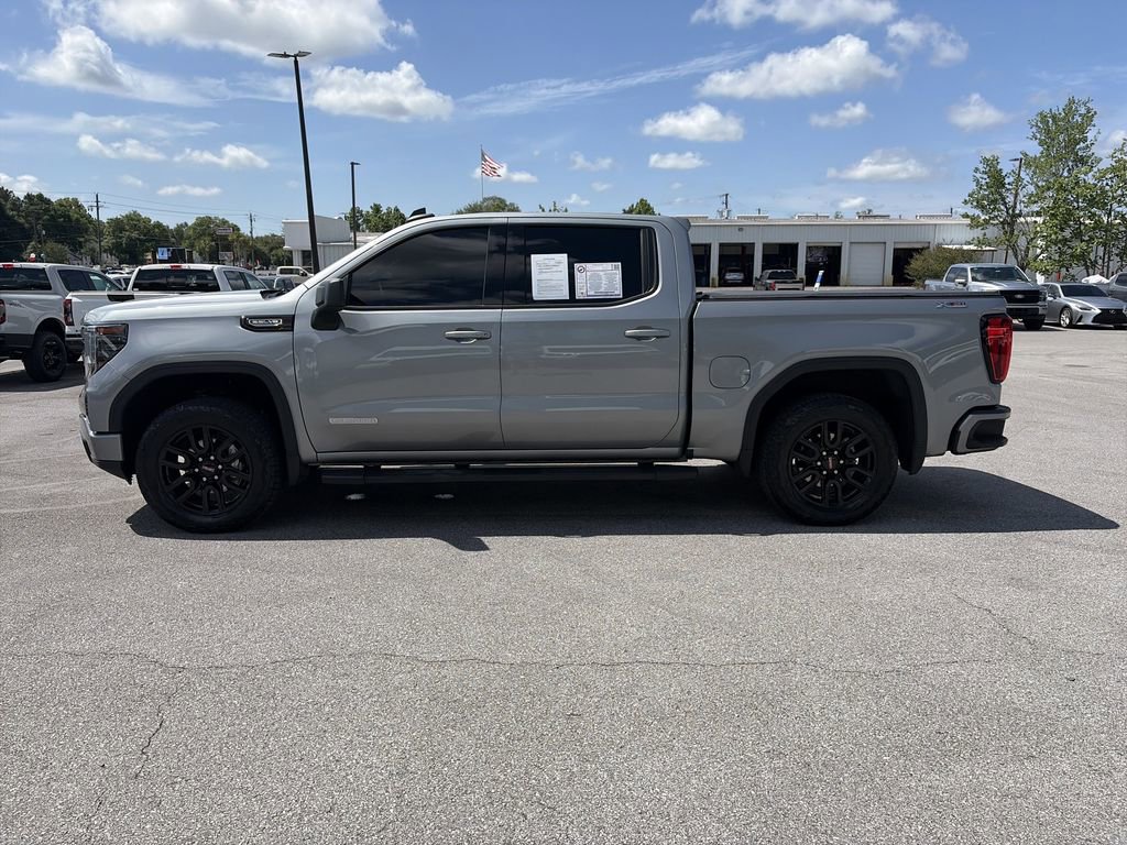 Used 2024 GMC Sierra 1500 Elevation w/ Preferred Package AWD/4WD image 4
