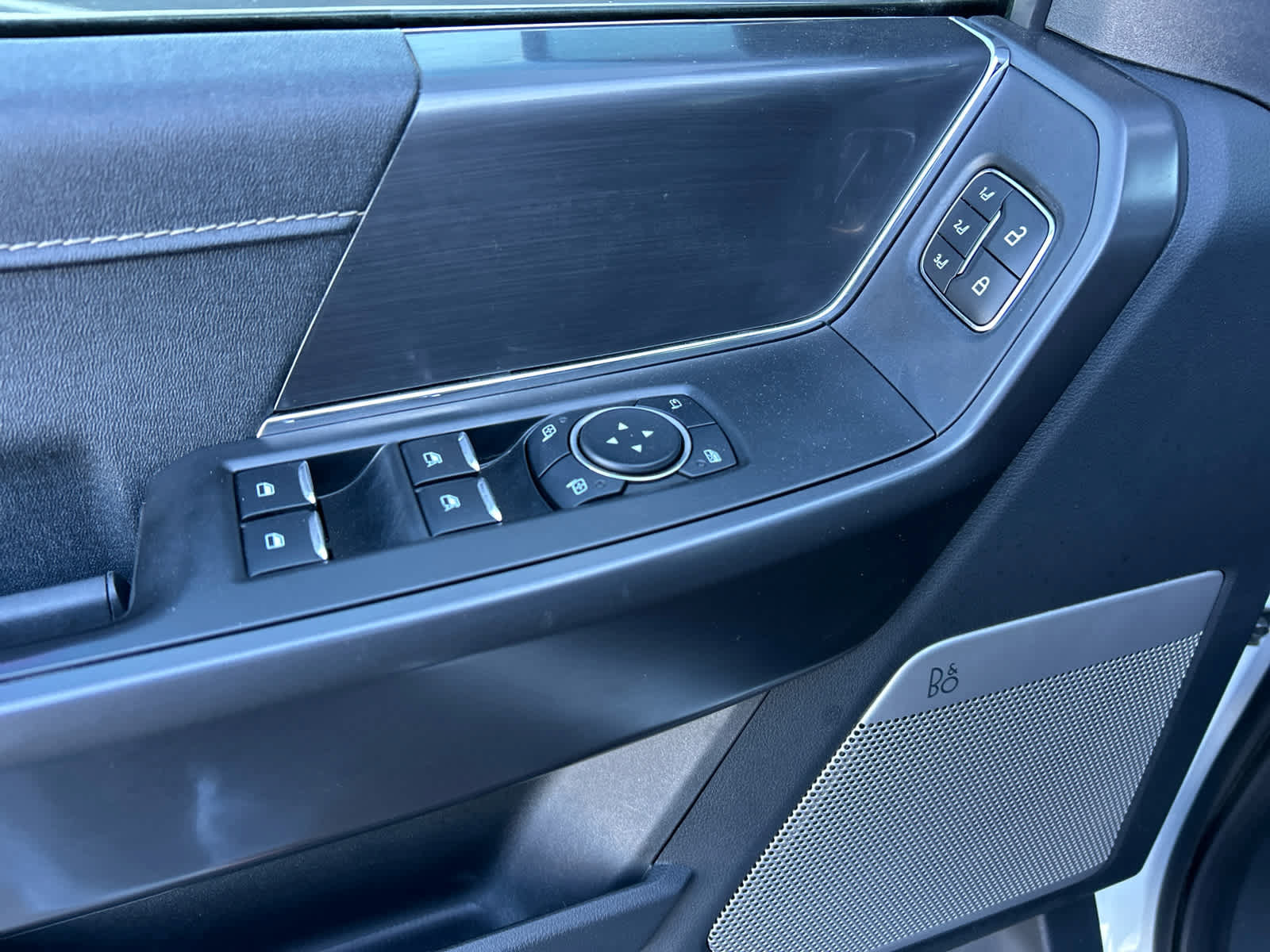 Certified 2025 Ford F150 Lariat AWD/4WD image 23